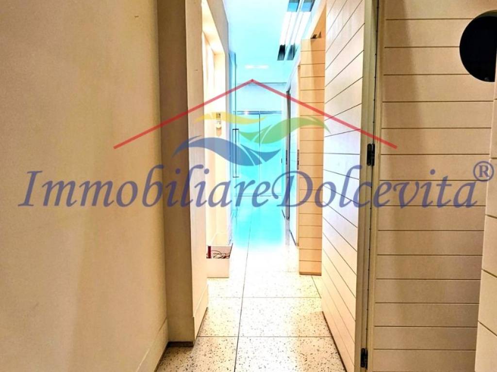 negozio in vendita a Firenze in zona Bellariva