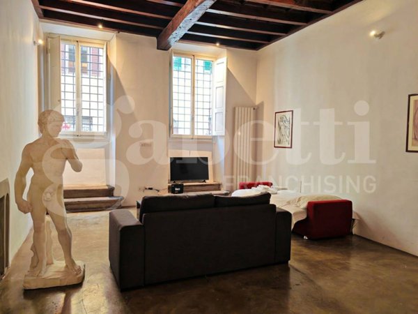 appartamento in vendita a Firenze in zona Centro Santa Croce