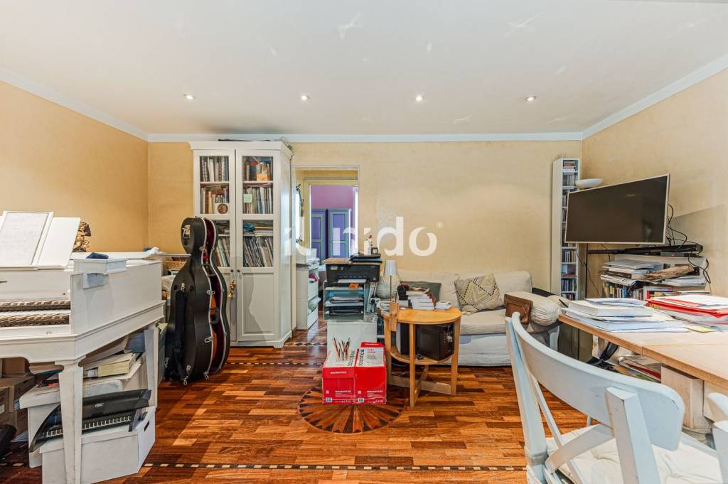 appartamento in vendita a Firenze in zona Campo di Marte