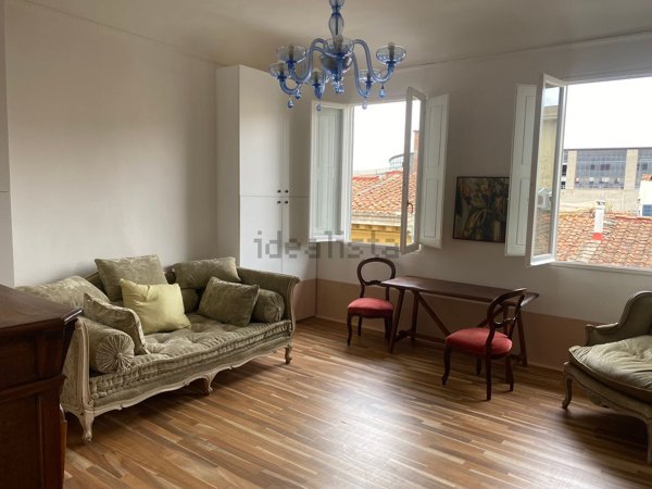 appartamento in vendita a Firenze in zona Centro Santa Maria Novella