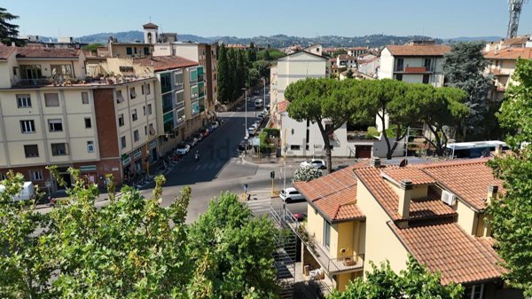 appartamento in vendita a Firenze in zona Coverciano