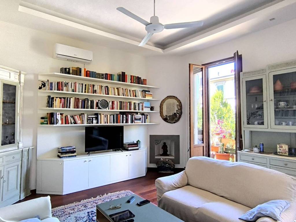 appartamento in vendita a Firenze in zona Statuto