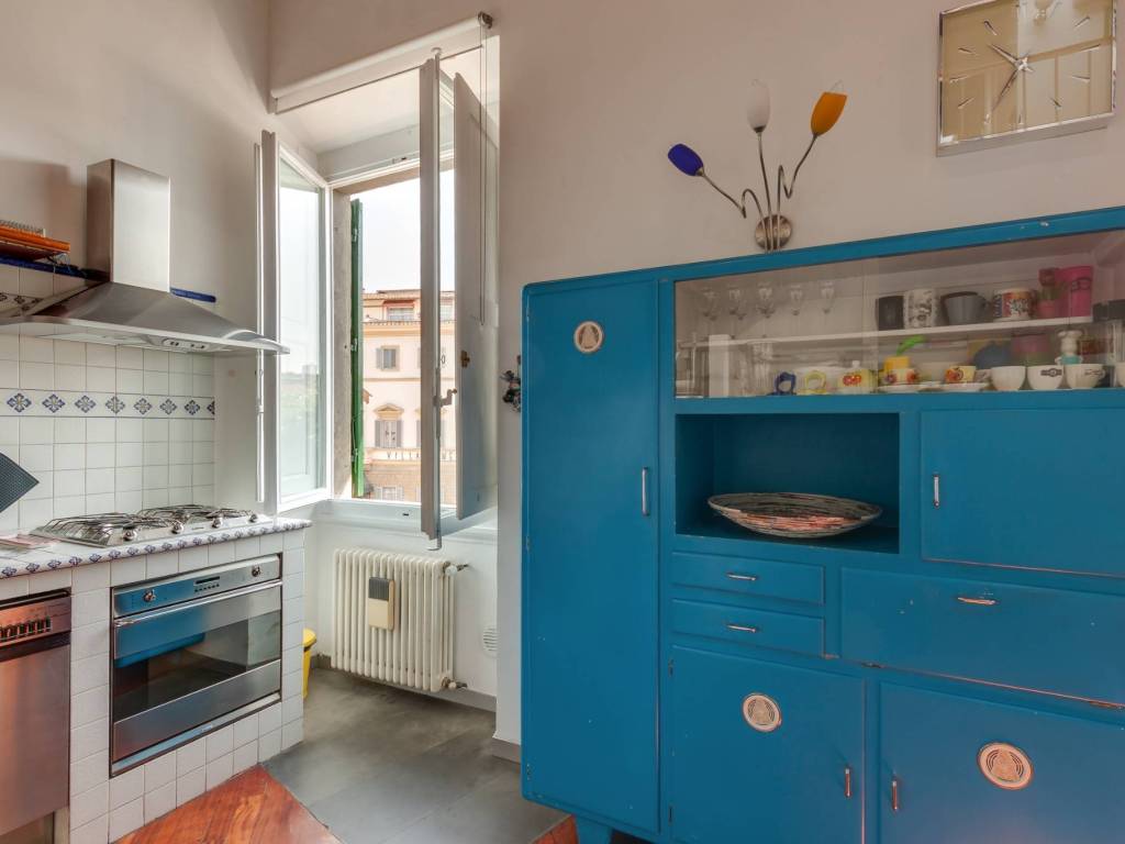 appartamento in vendita a Firenze in zona Ognissanti