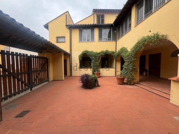 appartamento in vendita a Firenze in zona Peretola