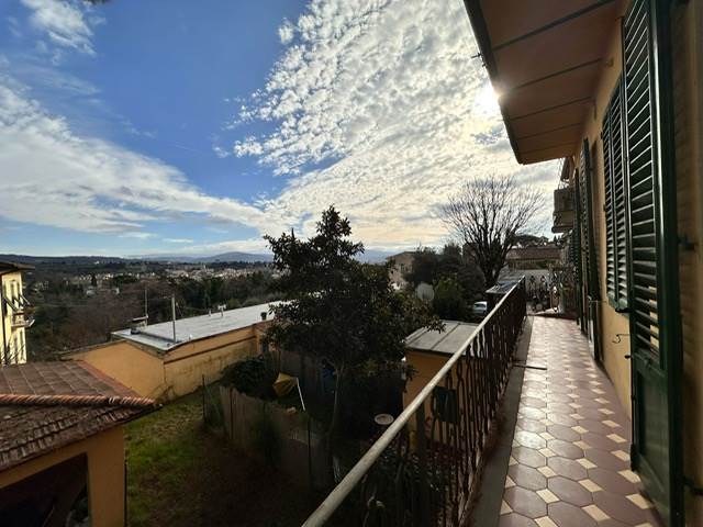 appartamento in vendita a Firenze in zona Le Cure