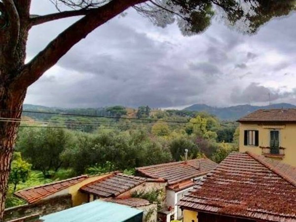 appartamento in vendita a Firenze in zona La Lastra