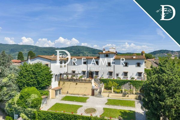 casa indipendente in vendita a Firenze in zona Centro Storico