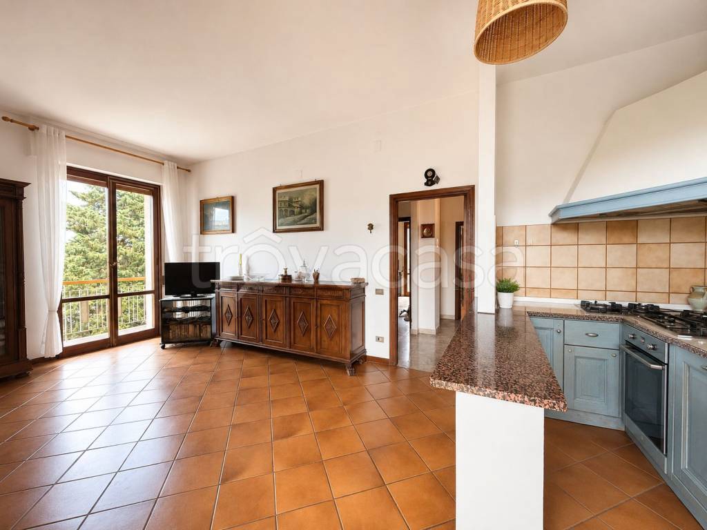 appartamento in vendita a Firenze in zona Cintoia