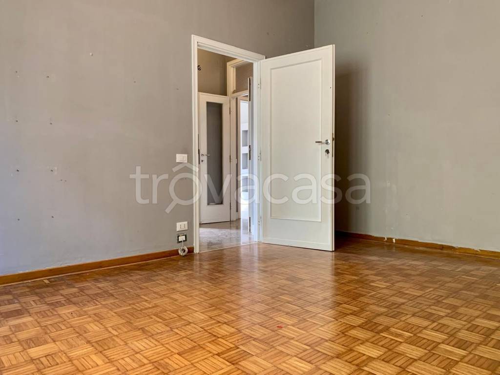 appartamento in vendita a Firenze in zona Campo di Marte