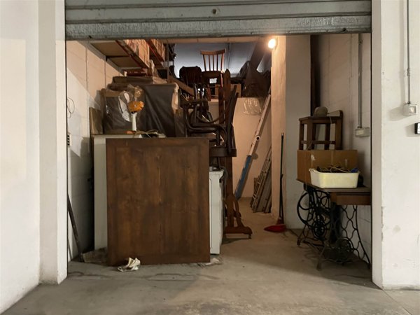 locale di sgombero in vendita a Firenze