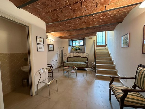 ufficio in vendita a Firenze in zona Campo di Marte