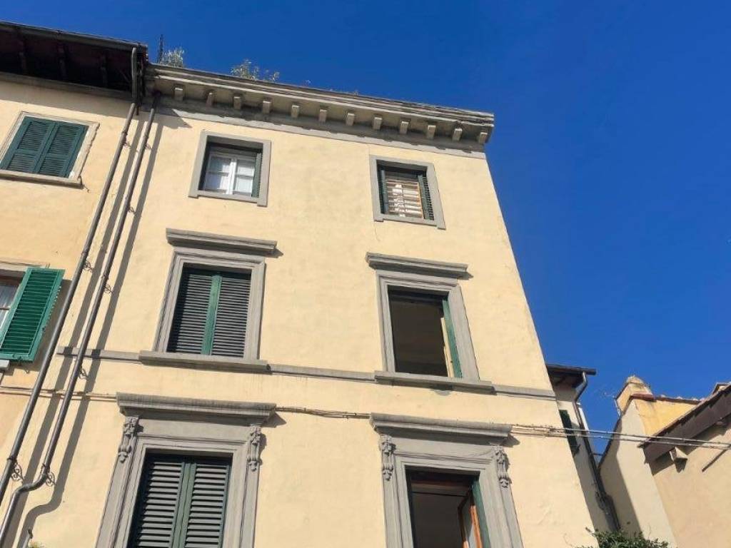 appartamento in vendita a Firenze in zona Centro Santa Croce