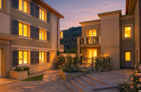 appartamento in vendita a Firenze in zona Pignone