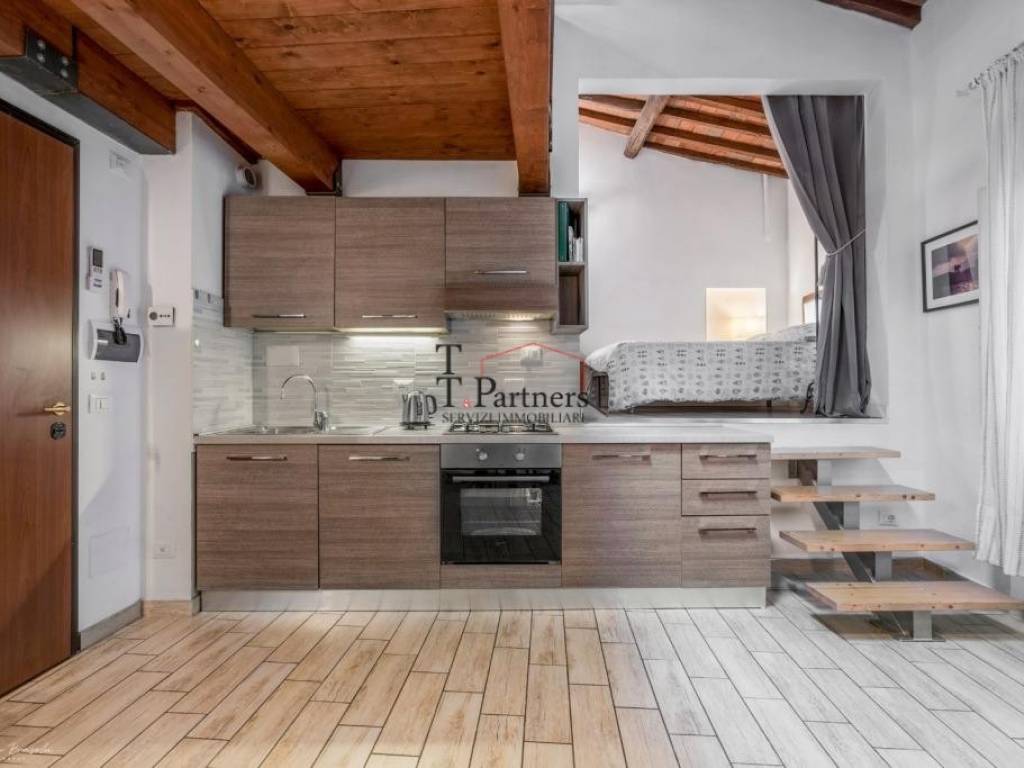 appartamento in vendita a Firenze in zona Campo di Marte