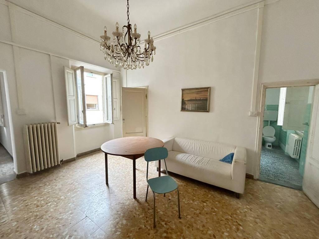 appartamento in vendita a Firenze in zona Le Cure