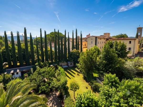 appartamento in vendita a Firenze in zona Coverciano