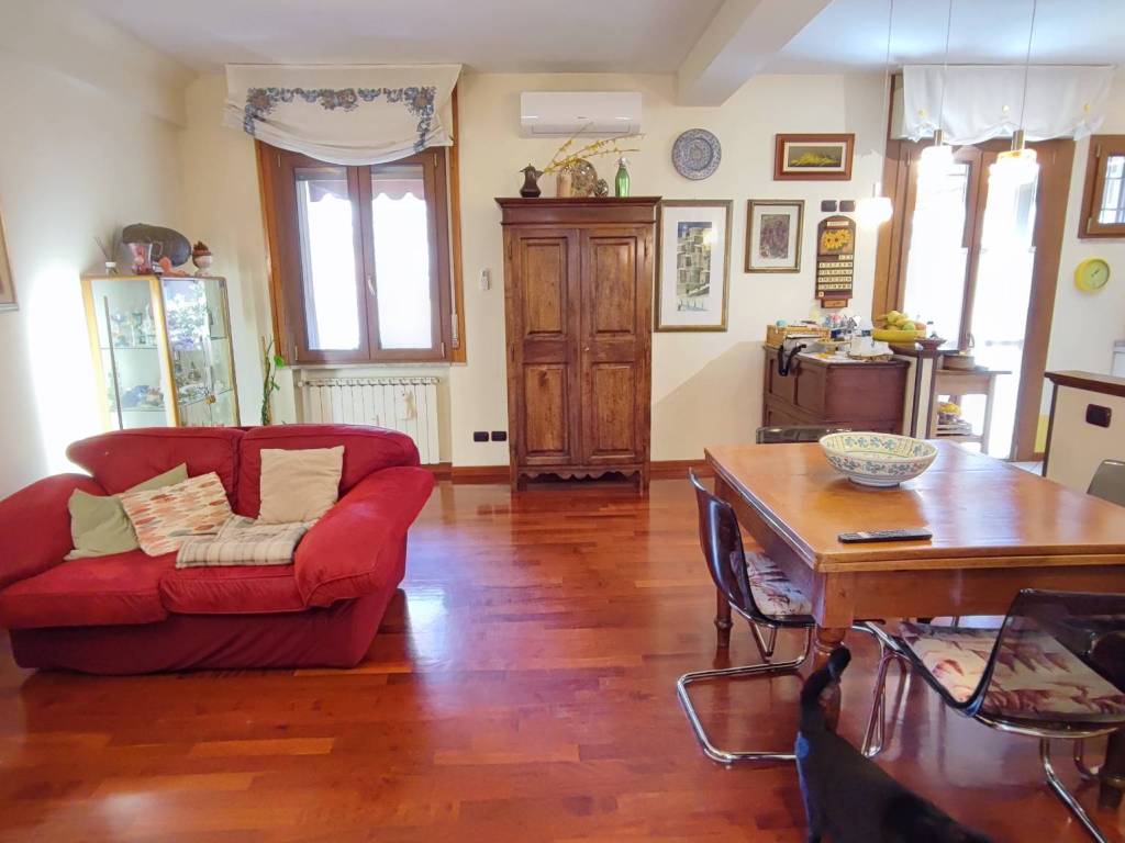 appartamento in vendita a Firenze in zona Badia a Ripoli
