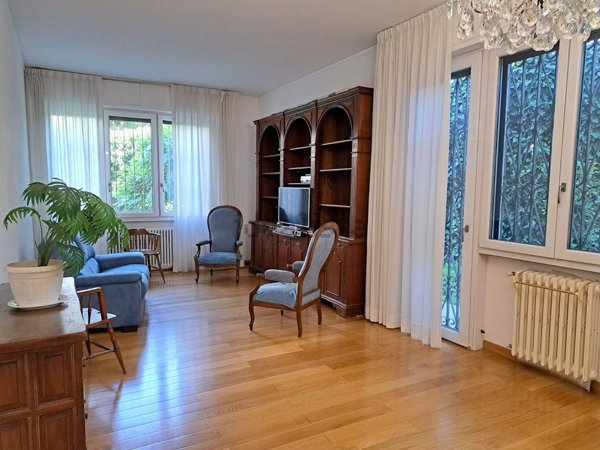 appartamento in vendita a Firenze in zona Campo di Marte