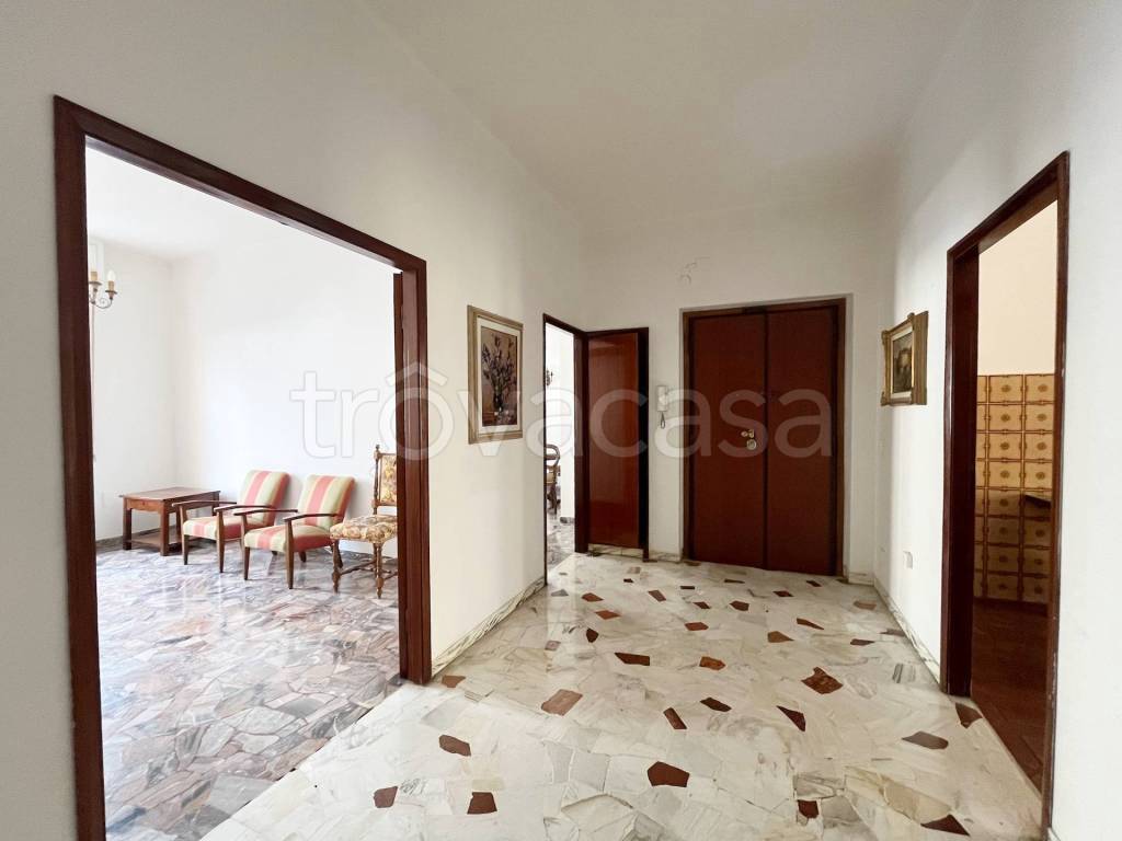 appartamento in vendita a Firenze in zona Statuto