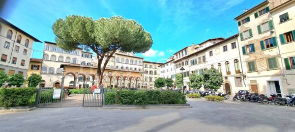 negozio in vendita a Firenze in zona Centro Santa Croce
