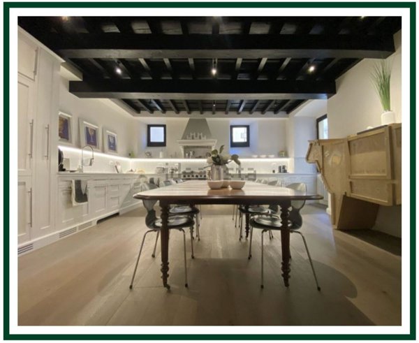 appartamento in vendita a Firenze in zona Centro Santa Maria Novella