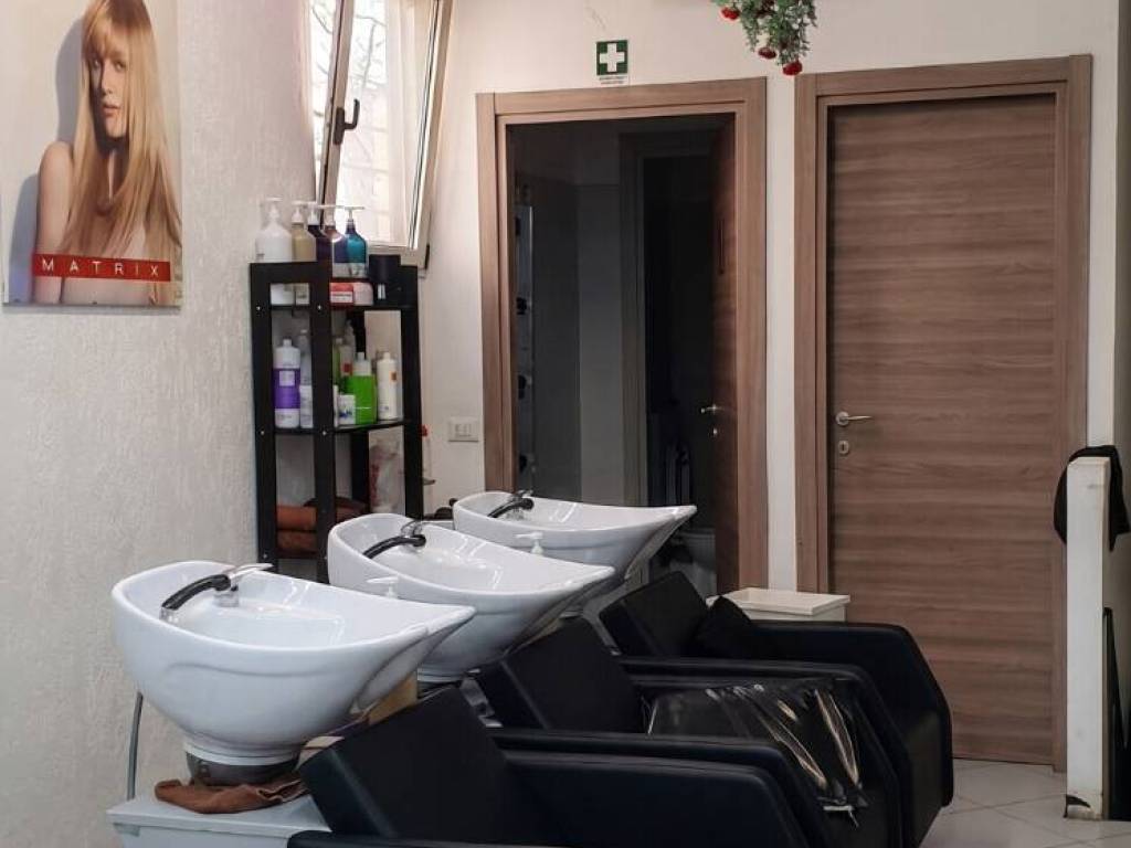 negozio in vendita a Firenze in zona Coverciano