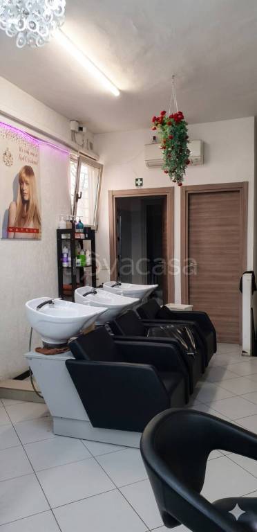 negozio in vendita a Firenze in zona Coverciano