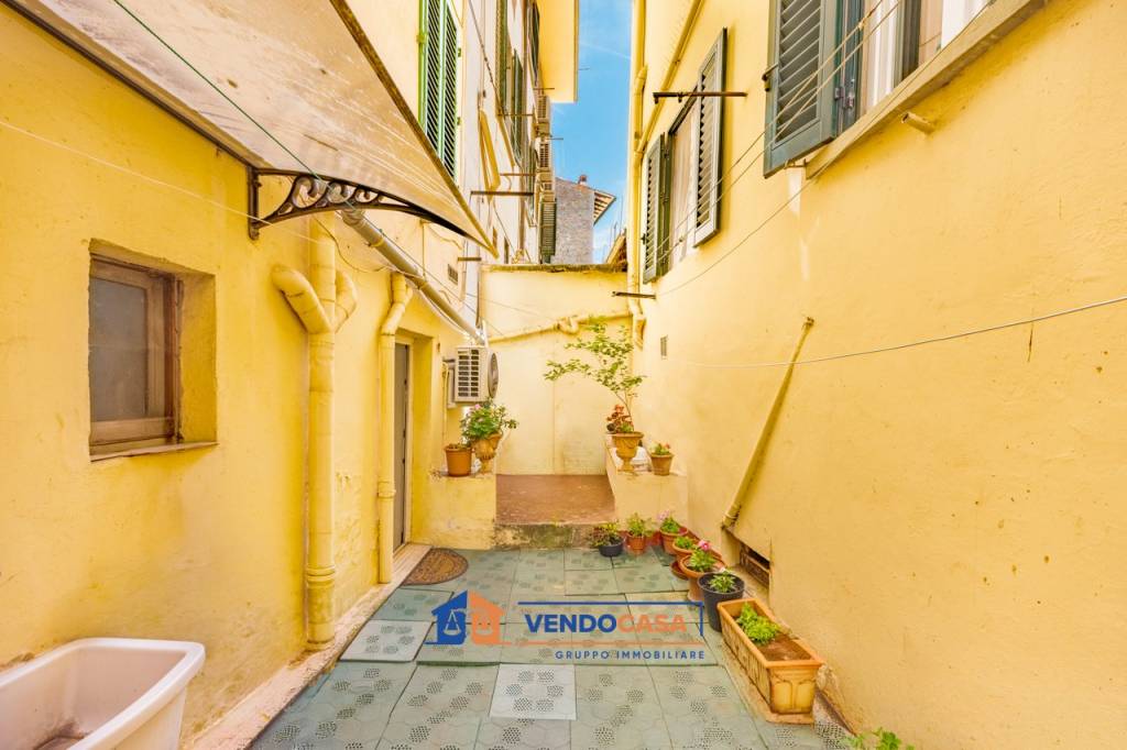 appartamento in vendita a Firenze in zona Campo di Marte