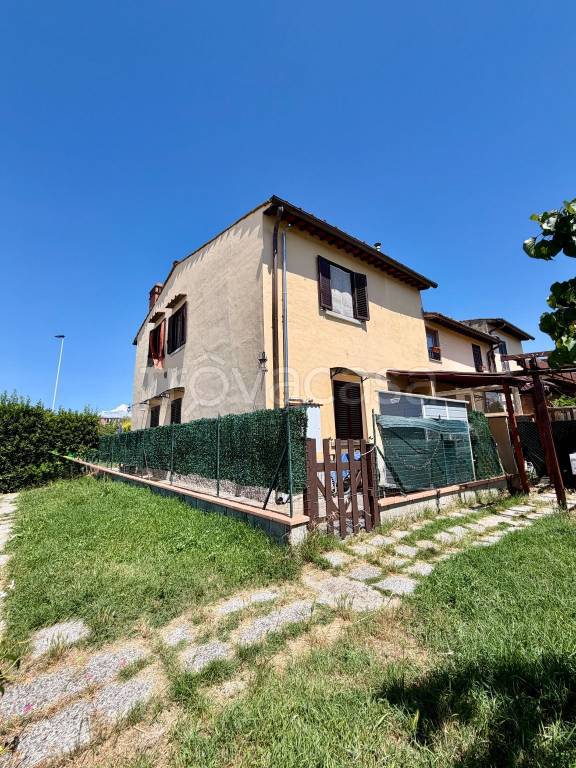 casa indipendente in vendita a Firenze in zona Legnaia