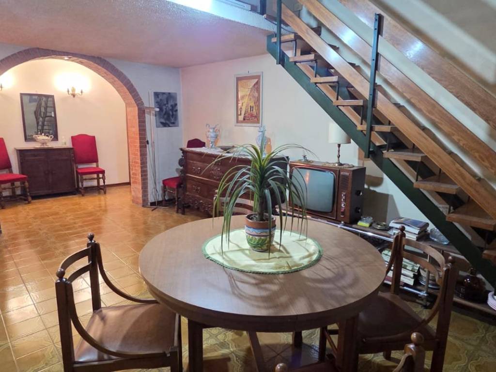 appartamento in vendita a Firenze in zona Campo di Marte