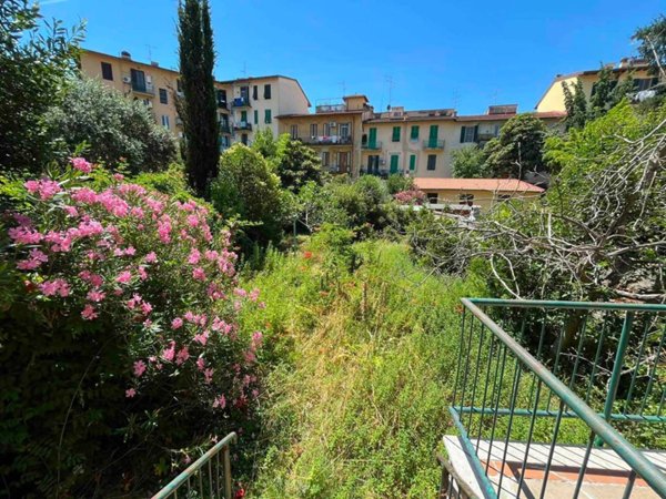 appartamento in vendita a Firenze in zona Statuto