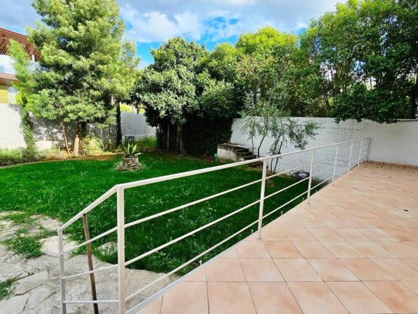 casa indipendente in vendita a Firenze in zona Rovezzano