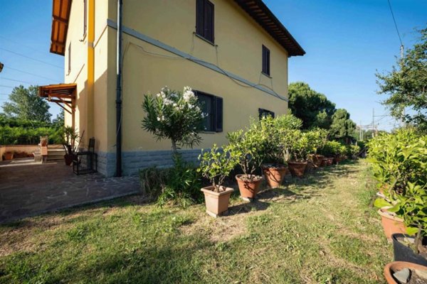 casa indipendente in vendita a Firenze in zona Peretola