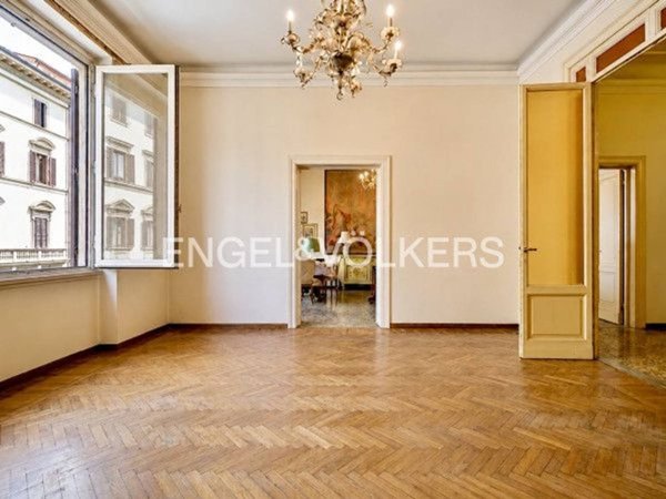 appartamento in vendita a Firenze in zona Statuto