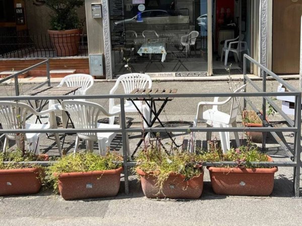 negozio in vendita a Firenze in zona Pignone