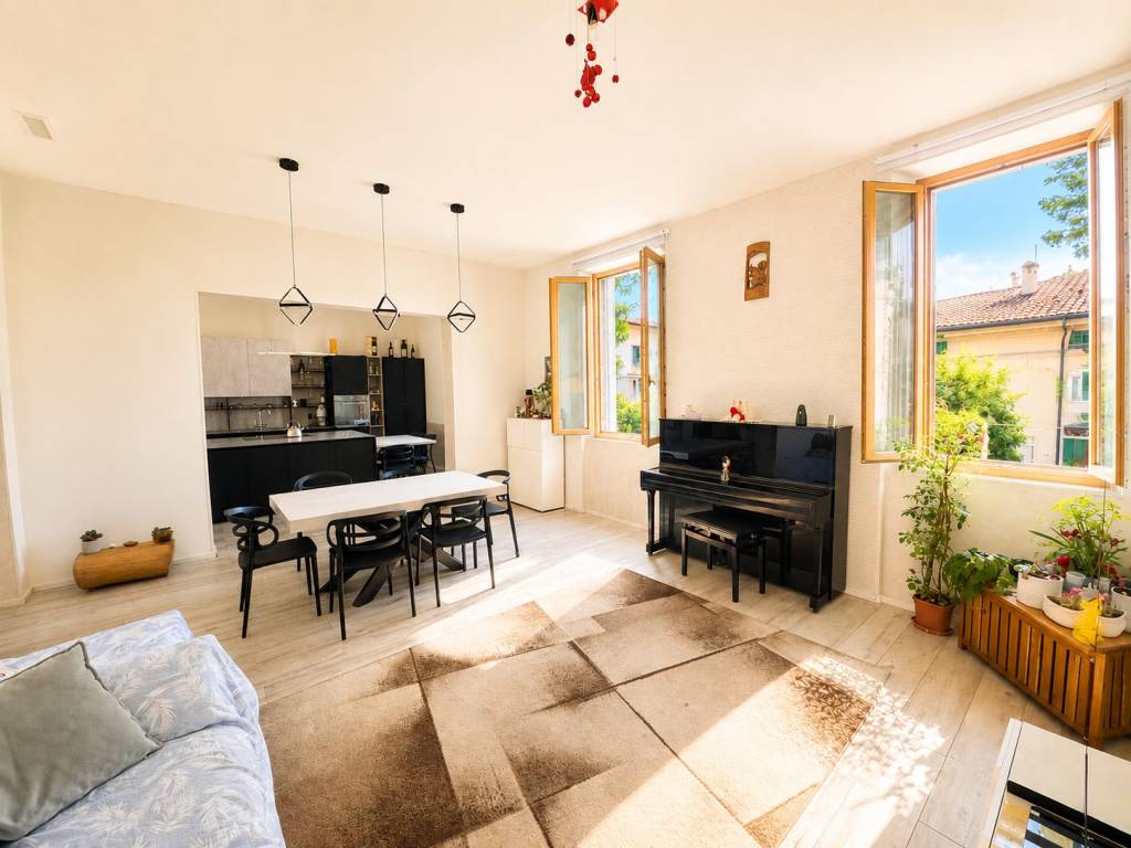 appartamento in vendita a Firenze in zona Campo di Marte