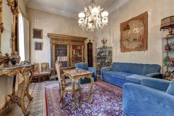 casa indipendente in vendita a Firenze in zona Campo di Marte