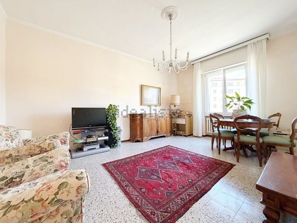 appartamento in vendita a Firenze in zona Statuto