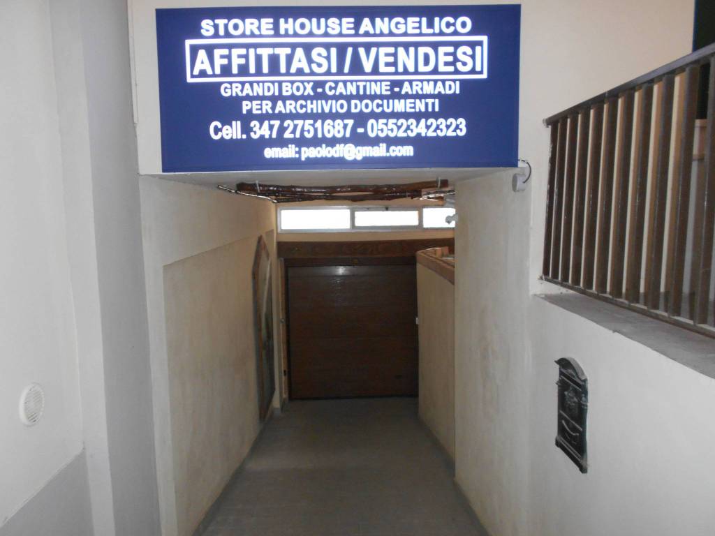 locale commerciale in vendita a Firenze