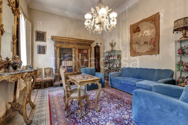casa indipendente in vendita a Firenze in zona Campo di Marte