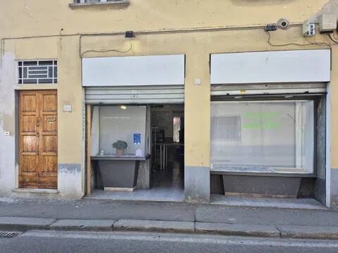 negozio in vendita a Firenze in zona Rifredi