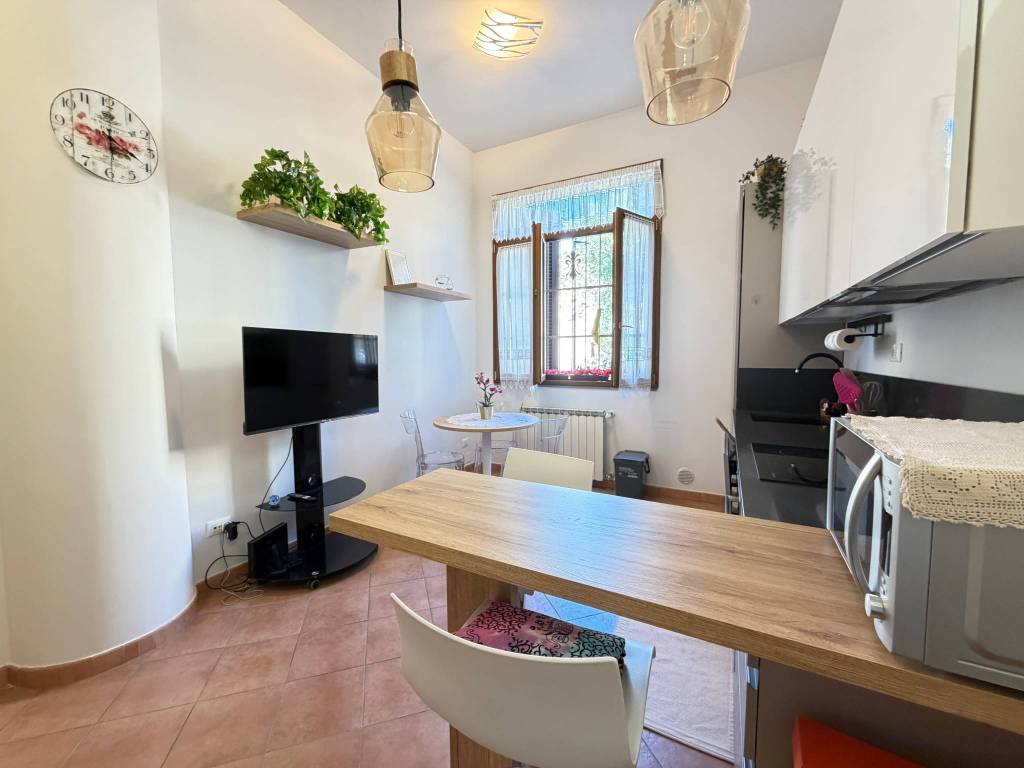 appartamento in vendita a Firenze in zona Ugnano