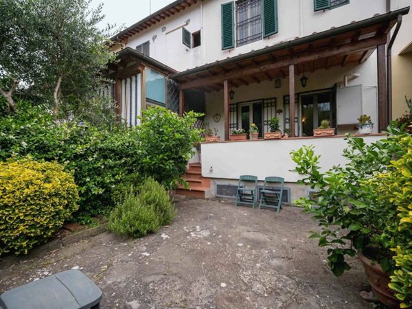 casa indipendente in vendita a Firenze in zona Centro Storico