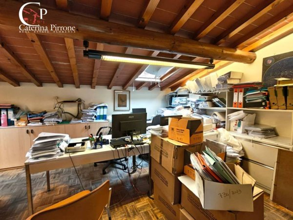 ufficio in vendita a Firenze in zona Le Cure