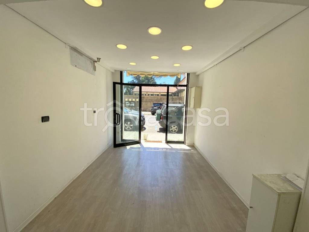 negozio in vendita a Firenze in zona Coverciano