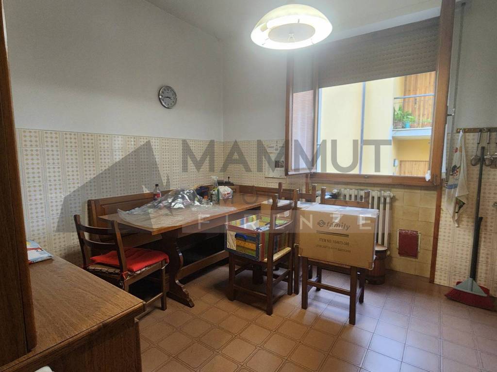 appartamento in vendita a Firenze in zona Campo di Marte