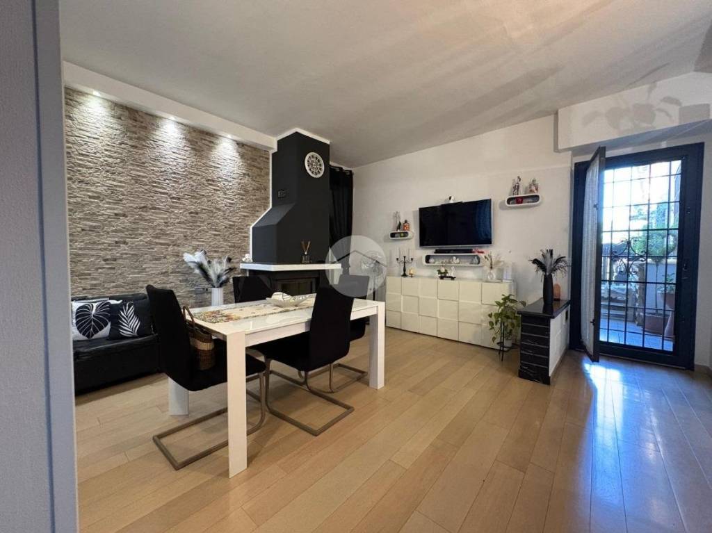 casa indipendente in vendita a Firenze in zona Peretola