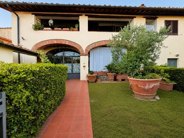 casa indipendente in vendita a Firenze in zona Mantignano