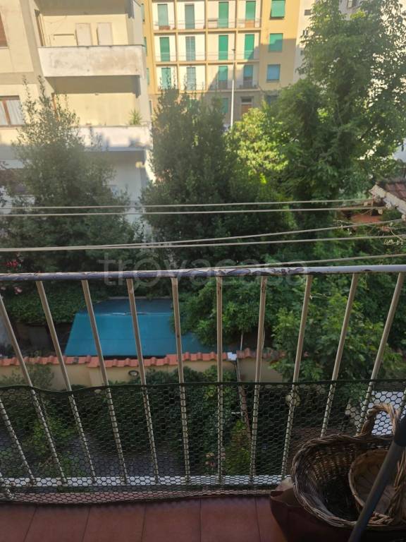 appartamento in vendita a Firenze in zona Coverciano