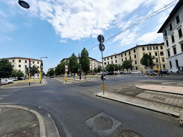 negozio in vendita a Firenze in zona Statuto